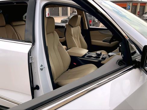 Used 2023 Acura MDX SH-AWD w/ Technology Package image 9