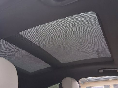 Used 2013 Mercedes-Benz C 250 Coupe image 19