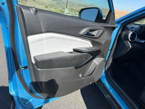 New 2026 Chevrolet Trax LT w/ LT Convenience Package image 19