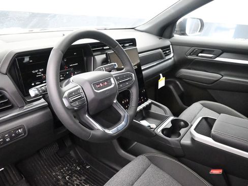 New 2026 GMC Terrain Elevation w/ Technology Package II AWD/4WD image 19