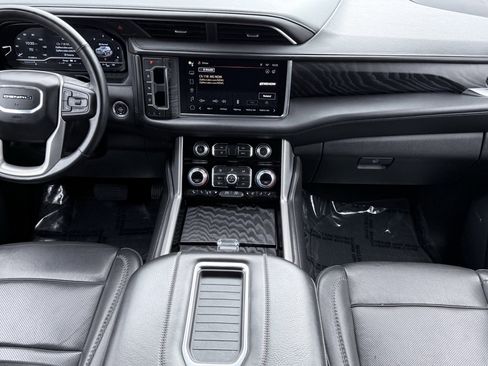 Used 2023 GMC Yukon Denali RWD image 47