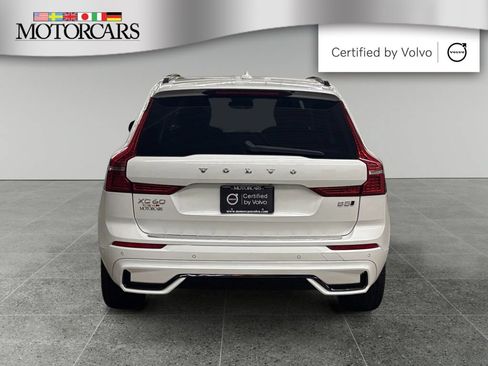 Certified 2023 Volvo XC60 B5 Plus w/ Protection Package Premier AWD/4WD image 4