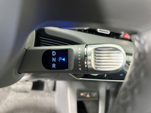 Used 2025 Hyundai Ioniq 5 SE image 20