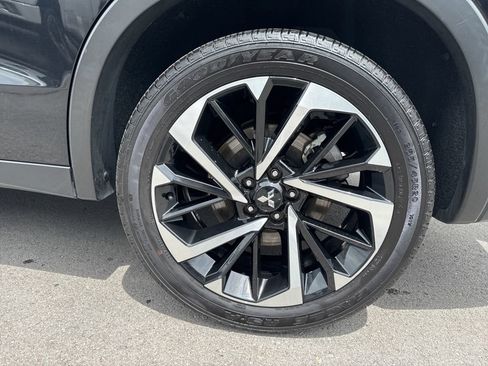 Used 2024 Mitsubishi Outlander SE AWD/4WD image 26