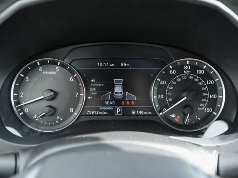 Used 2021 INFINITI QX50 Luxe w/ Appearance Package FWD image 21