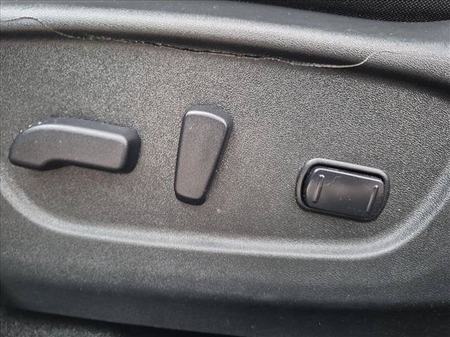 Used 2018 Nissan Rogue SV FWD image 29