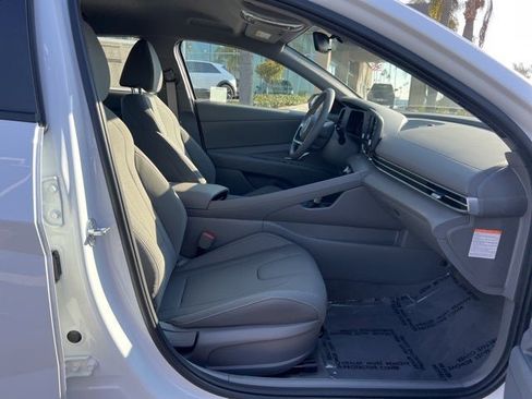 New 2026 Hyundai Elantra Blue image 22