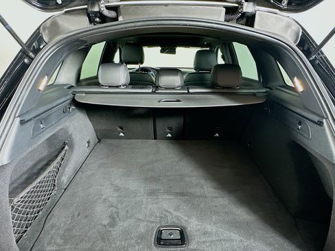 Used 2022 Mercedes-Benz GLC 300 GLC 300 w/ Premium Package Lite image 30