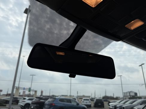 Used 2019 Volkswagen Atlas SE image 25