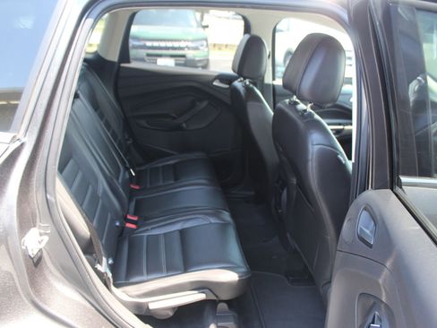 Used 2017 Ford Escape Titanium FWD image 13
