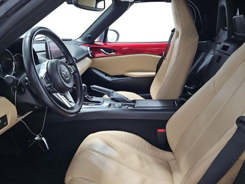 Used 2016 MAZDA MX-5 Miata Grand Touring RWD image 6