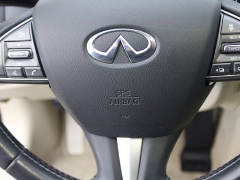 Used 2015 INFINITI Q50 Premium w/ Technology Package image 27