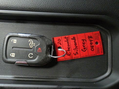 Used 2020 Chevrolet Silverado 1500 LT Trail Boss image 21