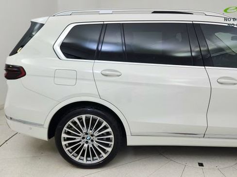 Used 2026 BMW X7 xDrive40i AWD/4WD image 6
