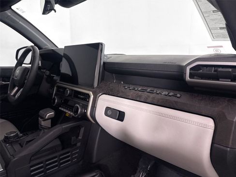 Used 2024 Toyota Tacoma Limited image 41