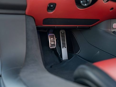 Used 2025 McLaren Artura Spider image 55