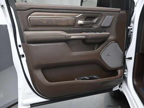 New 2025 RAM 1500 Limited image 12