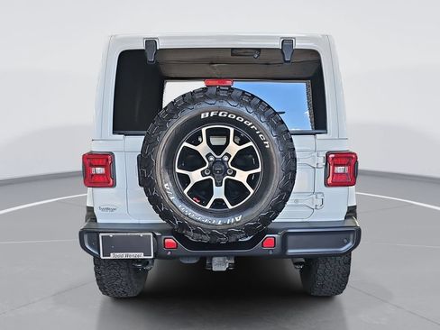 Used 2021 Jeep Wrangler Unlimited Sahara w/ Dual Top Group AWD/4WD image 5