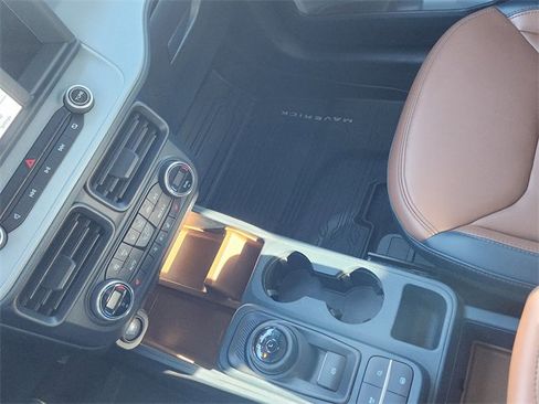 Used 2022 Ford Maverick Lariat w/ Lariat Luxury Package image 35