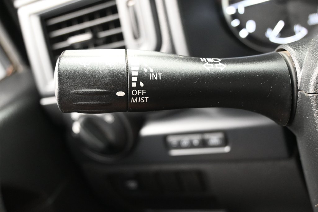 Used 2021 Nissan Titan S w/ S Utility Package RWD image 18
