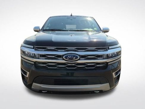 Used 2023 Ford Expedition Max Platinum AWD/4WD image 2