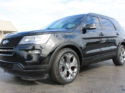 Used 2018 Ford Explorer Sport w/ Equipment Group 401A image 15