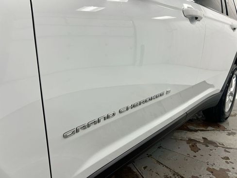 New 2026 Jeep Grand Cherokee L Laredo image 27