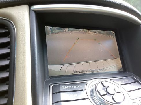 Used 2016 INFINITI QX50 AWD image 15