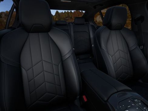 New 2026 BMW 550e xDrive AWD/4WD image 37