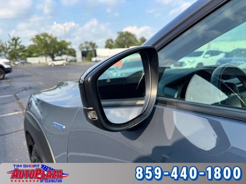 Used 2025 MAZDA CX-50 AWD 2.5 Hybrid w/ Premium Pkg image 18