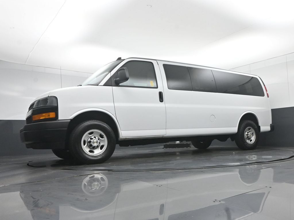 Used 2023 Chevrolet Express 3500 LS RWD image 50