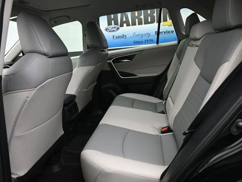 Used 2025 Toyota RAV4 XLE Premium FWD image 10