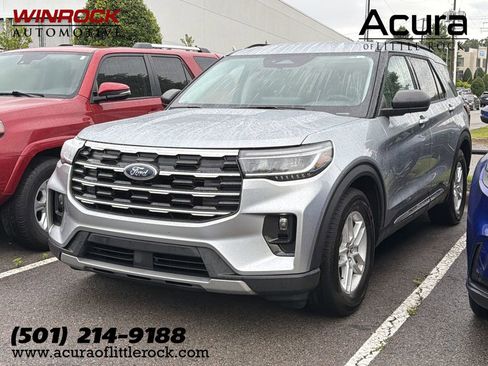 Used 2025 Ford Explorer Active w/ Active Comfort Package RWD image 1
