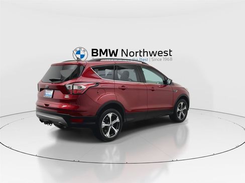 Used 2018 Ford Escape SEL w/ Ford Safe & Smart Package image 3