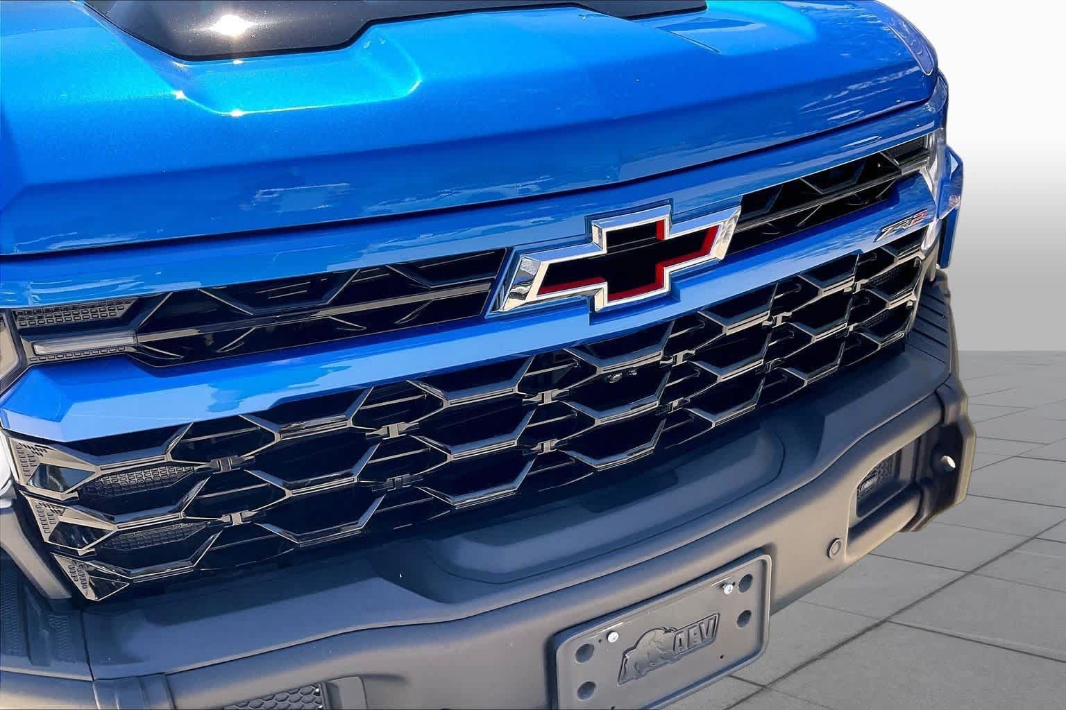 Used 2025 Chevrolet Silverado 1500 ZR2 w/ ZR2 Bison Edition AWD/4WD image 30