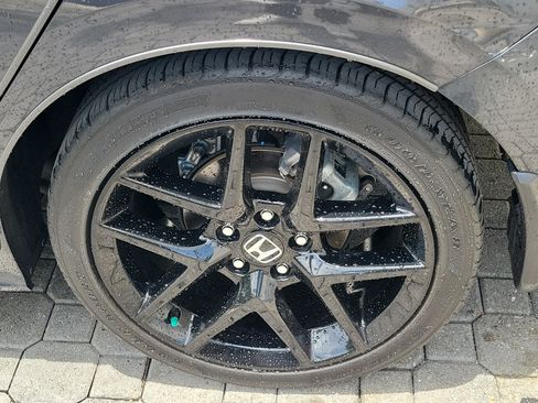 Certified 2025 Honda Civic Sport image 7