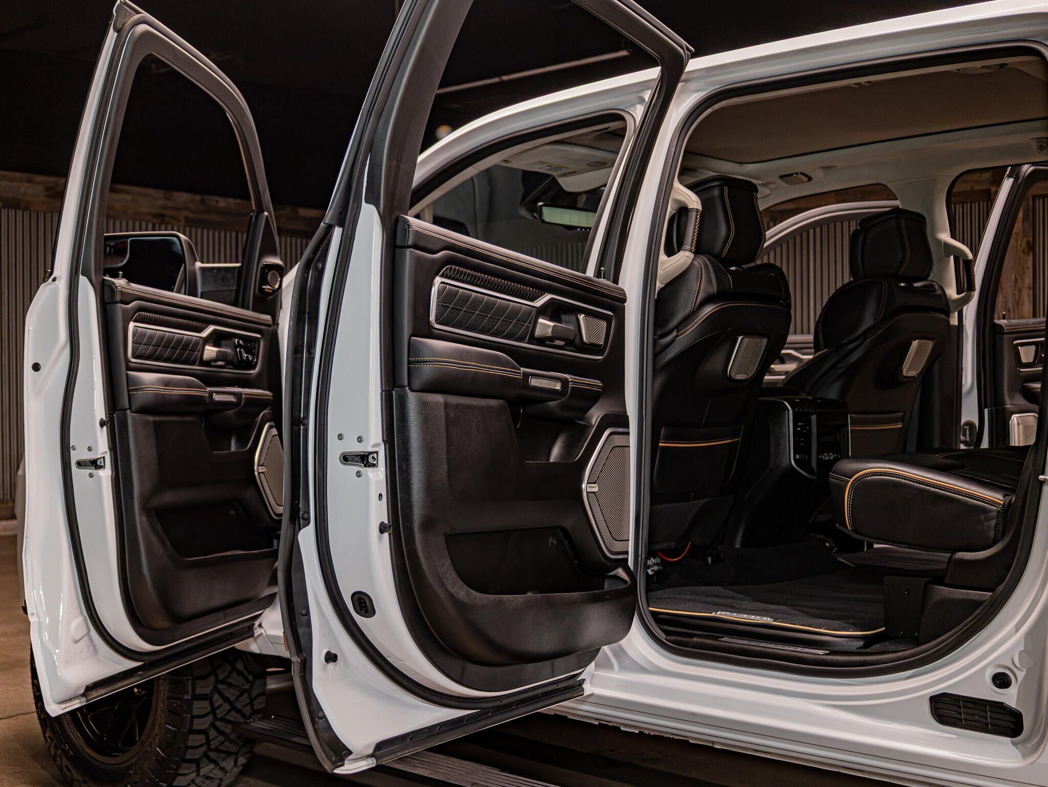 Used 2026 RAM 1500 Tungsten AWD/4WD image 30