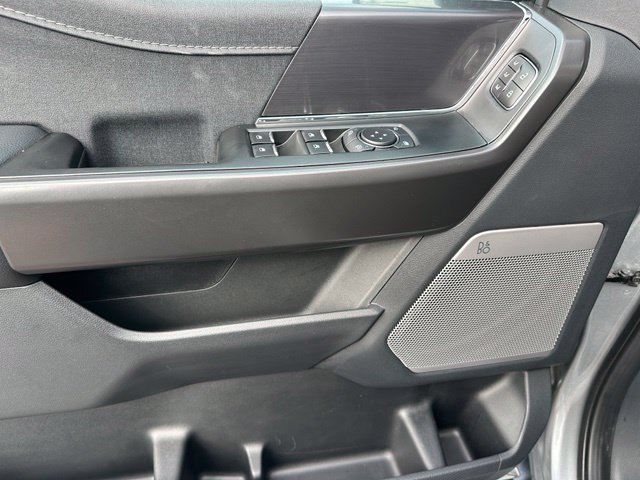 Used 2025 Ford F150 Lariat AWD/4WD image 15