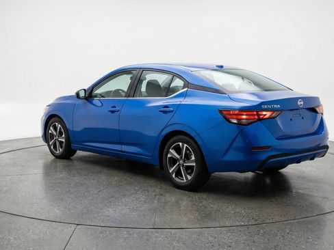 Used 2025 Nissan Sentra SV image 6