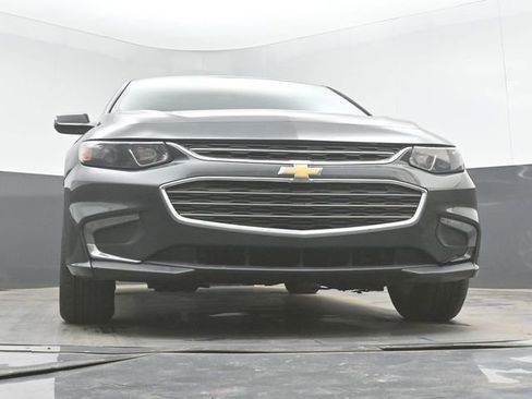 Used 2018 Chevrolet Malibu LT FWD image 28