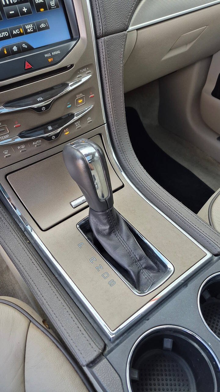 Used 2015 Lincoln MKX AWD w/ Equipment Group 102A image 34
