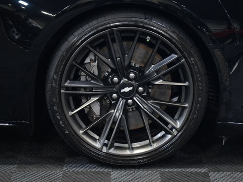 Used 2018 Chevrolet Camaro ZL1 RWD image 48