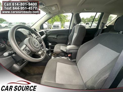 Used 2017 Jeep Compass Sport AWD/4WD image 8