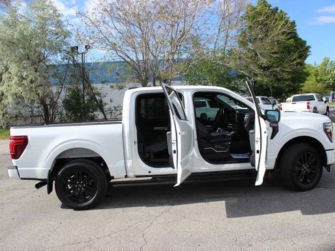 Used 2025 Ford F150 Platinum AWD/4WD image 19