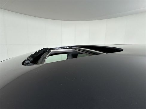 Used 2024 Honda Odyssey EX-L image 12