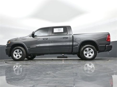 Used 2025 RAM 1500 Big Horn image 42
