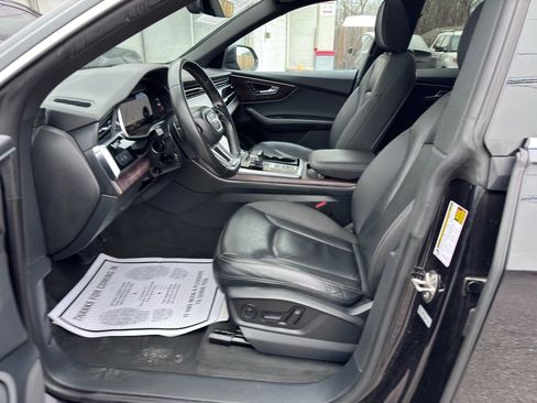 Used 2019 Audi Q8 Premium w/ Convenience Package image 15