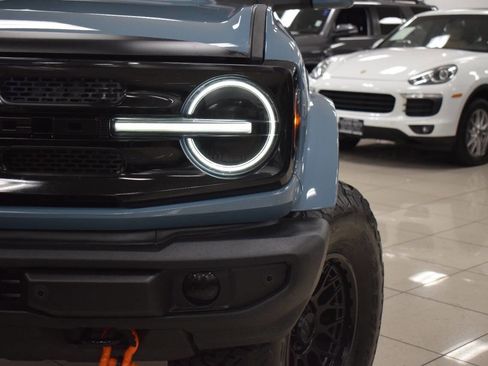 Used 2023 Ford Bronco Outer Banks image 18