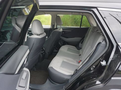 Used 2024 Subaru Outback Premium AWD/4WD image 14