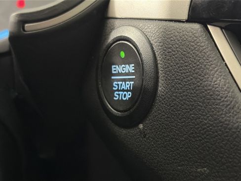 Used 2022 Ford Escape SEL w/ Class II Trailer Tow Package image 23